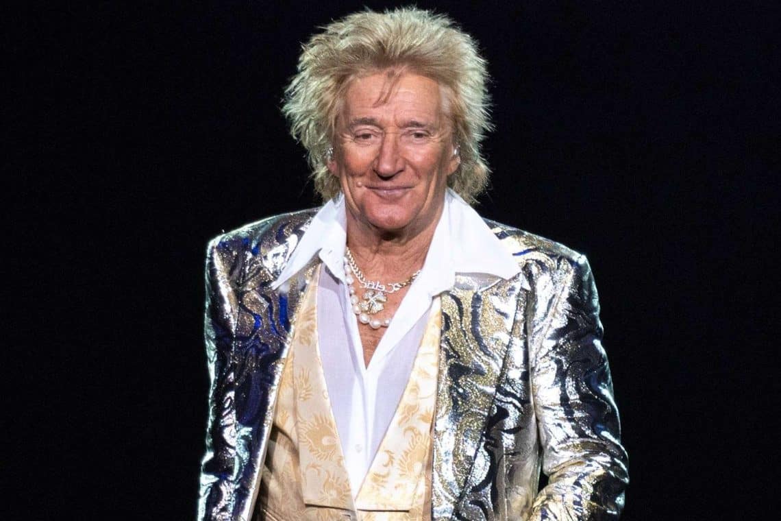 10 Best Rod Stewart Songs of All Time - Singersroom.com