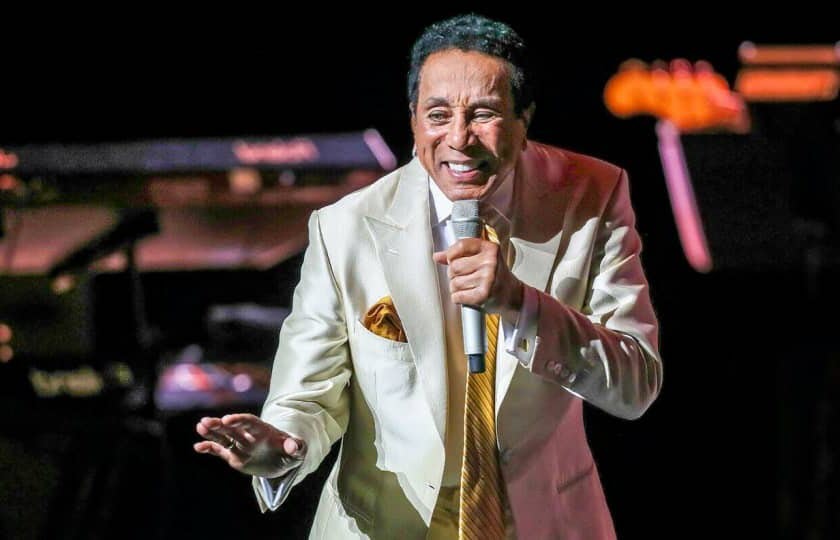 10 Best Smokey Robinson Songs Of All Time - Singersroom.com