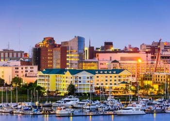 10 Famous Singers from South Carolina