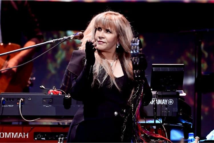 10-best-stevie-nicks-songs-of-all-time-singersroom