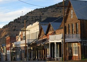 10 Famous Singers from Virginia