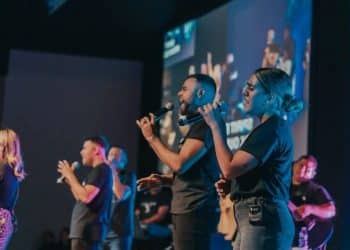 10 Best Worship Songs of All Time