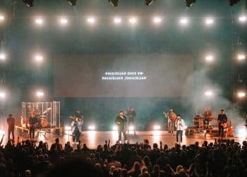 10 Best Worship Songs of All Time