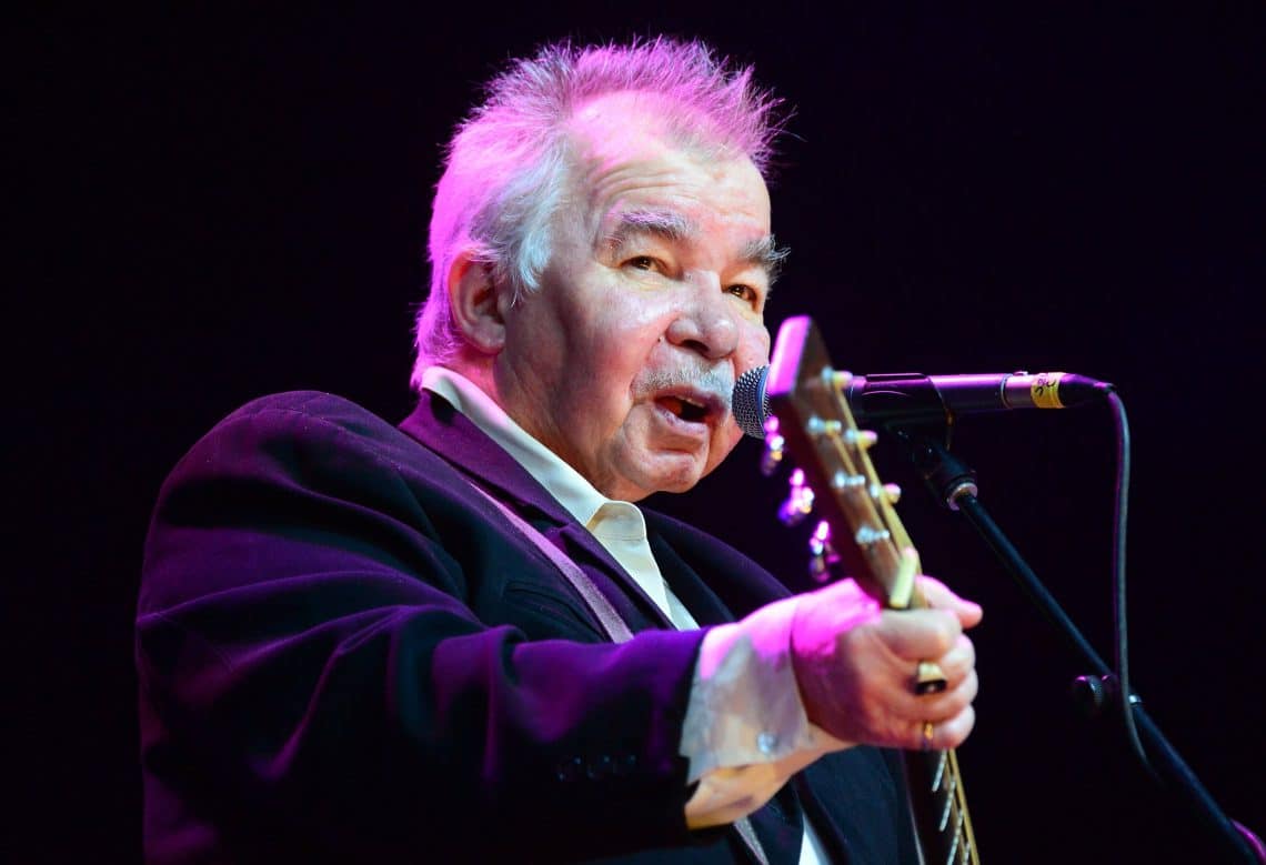 15 Best Folk Music Singers of All Time