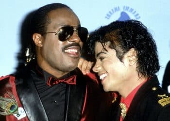 15 Best R&B Singers of All Time