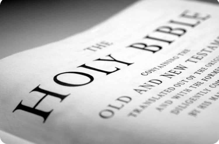 15 Best Christian Gospel Singers of All Time