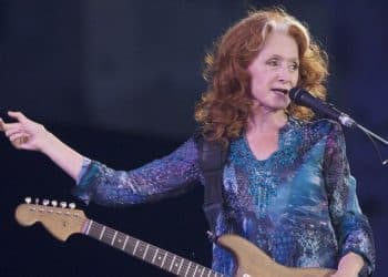 10 Best Bonnie Raitt Songs of All Time