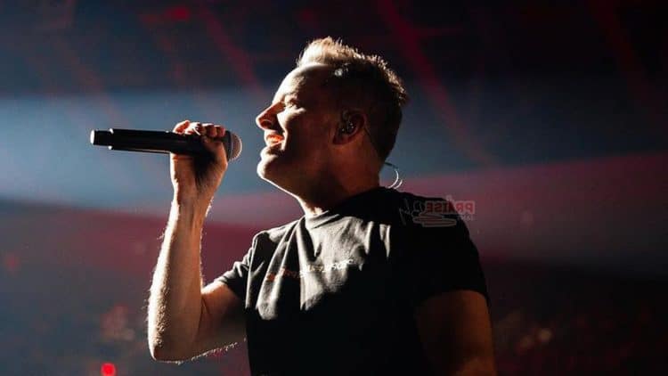 10 Best Chris Tomlin Songs of All Time