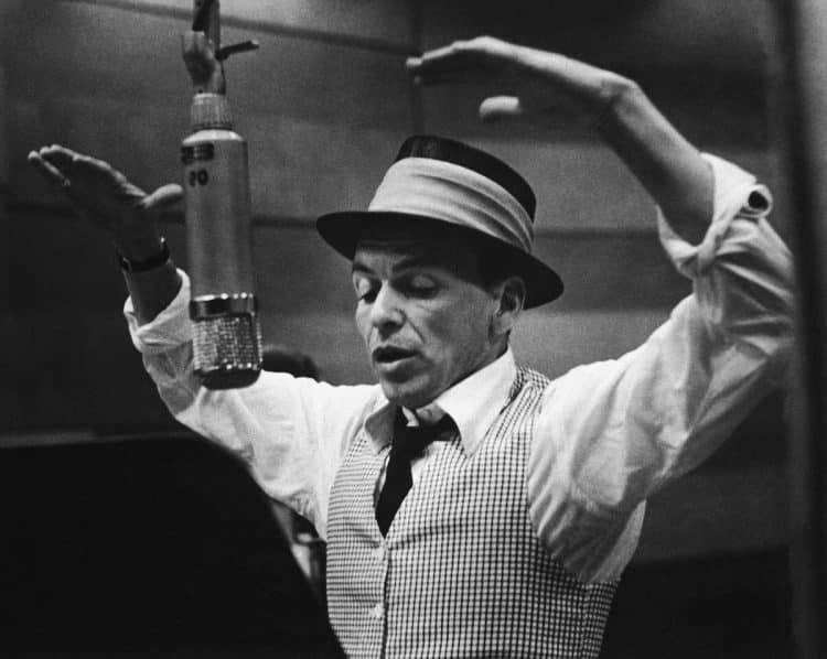 10 Best Frank Sinatra Songs of All Time - Singersroom.com