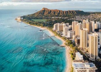 10 Famous Singers from Hawaii