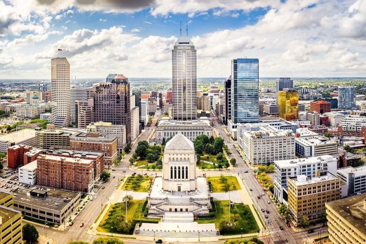 10 Famous Singers from Indiana