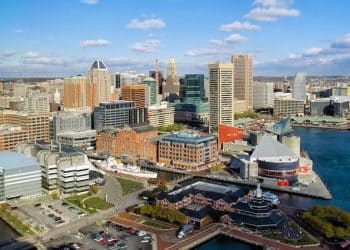 10 Famous Singers from Maryland