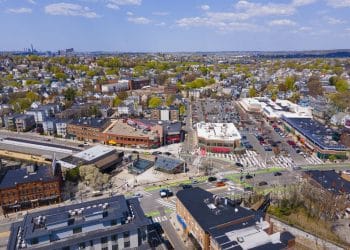 10 Famous Singers from Massachusetts