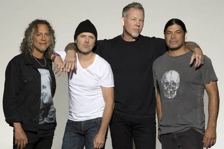 10 Best Metallica Songs of All Time - Singersroom.com