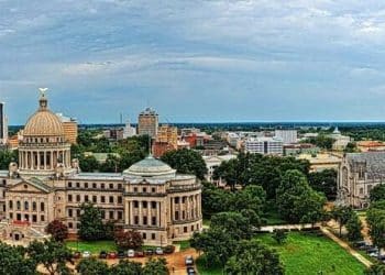 10 Famous Singers from Mississippi