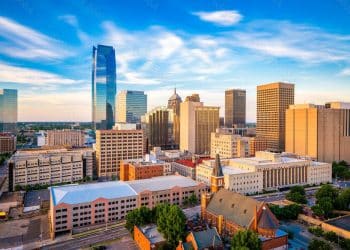 10 Famous Singers from Oklahoma