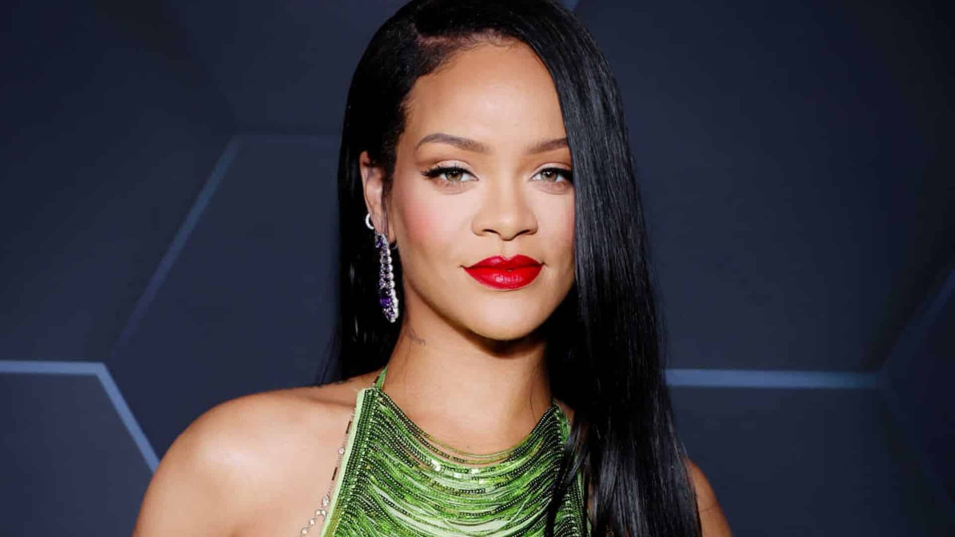 10 Best Rihanna Songs of All Time - Singersroom.com