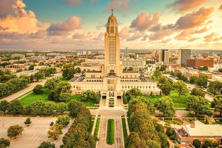 10 Famous Singers from Nebraska