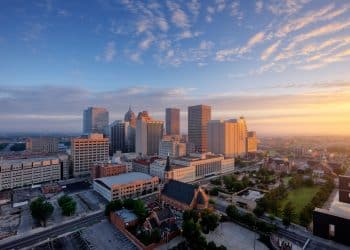 10 Famous Singers from Oklahoma