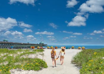 10 Famous Singers from South Carolina