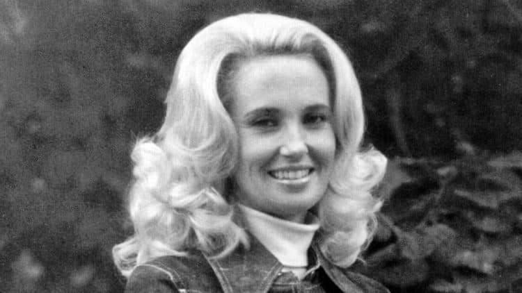 10 Best Tammy Wynette Songs of All Time - Singersroom.com