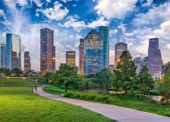 10 Famous Singers from Texas