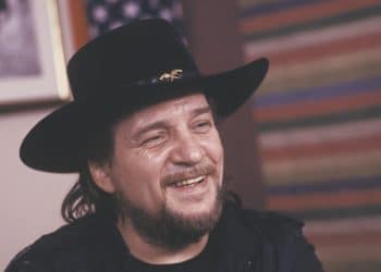 10 Best Waylon Jennings Songs of All Time