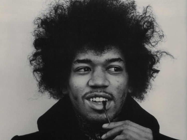 10 Best Jimi Hendrix Songs of All Time - Singersroom.com