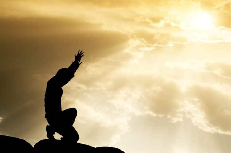 10 Best Worship Songs of All Time