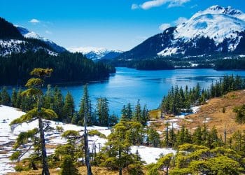 10 Famous Singers from Alaska