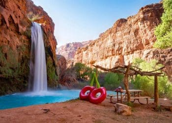 10 Famous Singers from Arizona