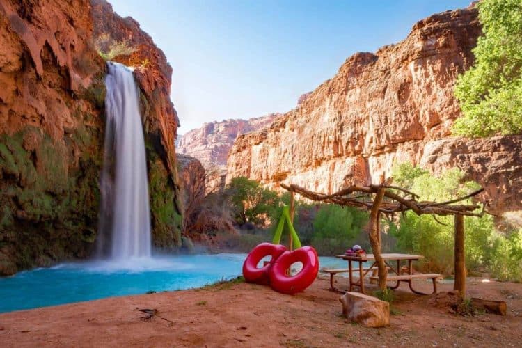 10 Famous Singers from Arizona