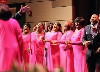 15 Best Christian Gospel Singers of All Time