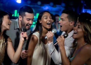 15 Best Karaoke Singers of All Time