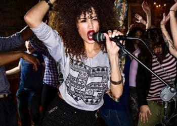 15 Best Karaoke Singers of All Time