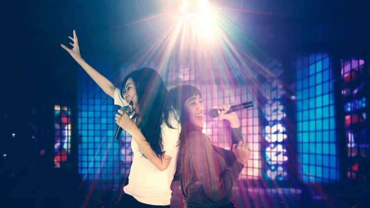 15 Best Karaoke Songs of All Time