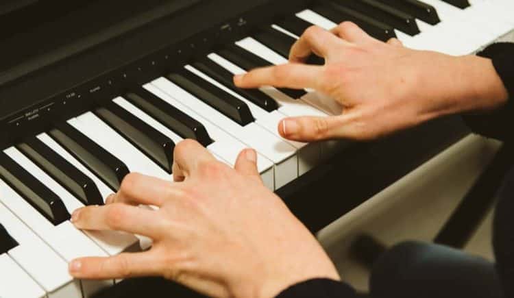 15 Best Piano Players of All Time