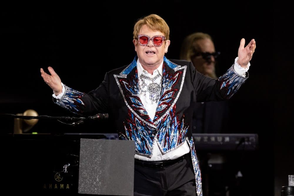 10 Best Elton John Songs of All Time - Singersroom.com