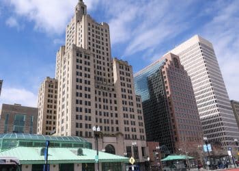 10 Famous Singers from Rhode Island