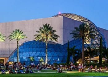 10 Famous Singers from Florida