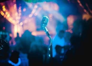 15 Best Karaoke Singers of All Time