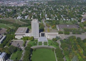 10 Famous Singers from North Dakota