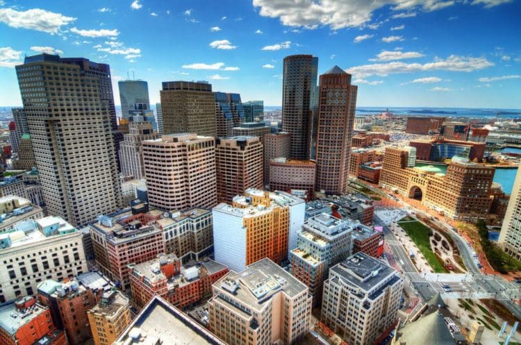 10 Famous Singers from Massachusetts