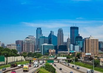 10 Famous Singers from Minnesota