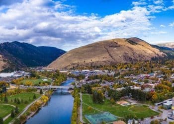 10 Famous Singers from Montana