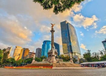 10 Famous Singers from Mexico