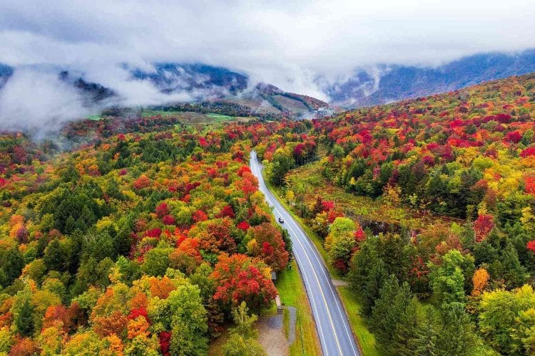 10 Famous Singers from Vermont