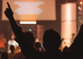 10 Best Worship Songs of All Time