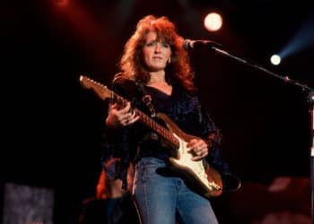 10 Best Bonnie Raitt Songs of All Time