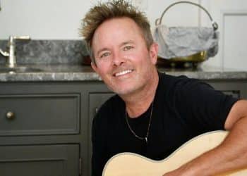 10 Best Chris Tomlin Songs of All Time